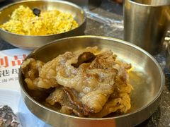 -草家酱蟹炭火烤肉店(珲春南路二店)