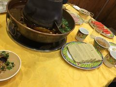 -清真·马家火锅美食城(镇江北路店)