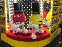 -中免(澳门机场免税店)