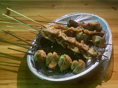 -雷老虎烧烤(西街店)