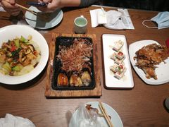 妈妈香熏骨-北李妈妈菜·虾爬子大锅贴(贵和店)