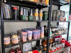 零售区-星巴克臻选(重庆大融城店)