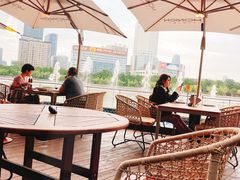 露天位-MONICH牛排融合餐厅(和义大道购物中心店)