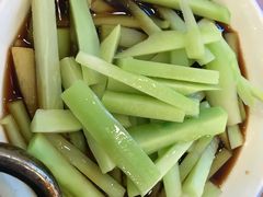 -侬佳蒸菜馆(听潮店)