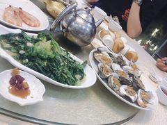 -鹏城人家海鲜酒家·23年老字号(较场尾店)