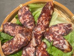 阿婆情麻辣香肠-阿婆情腊排骨火锅(古城旗舰店)