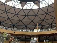 -上海滴水湖皇冠假日酒店