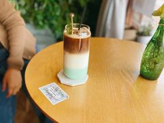 暮霭拿铁-ZING COFFEE 镜咖啡