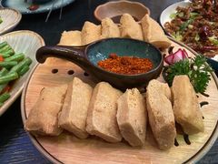 毕节爆浆小豆腐-山石榴·贵州菜(丰盛里店)