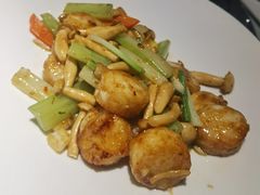 烧汁白玉菇炒带子-尚一汤·粤菜海鲜(环球港店)