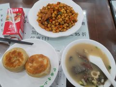 -护国寺小吃(左家庄店)