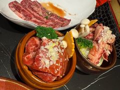 -山川小町·极番烧肉(新地假日广场店)