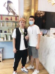 点击看大图 -YESIDO椰岛造型烫发染发