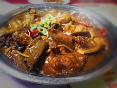 鲶鱼-友利砂锅居(烟台店)