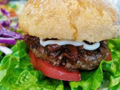牛肉汉堡-Jamaicablue Coffeeshop(中央广场店)