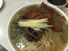 -老店鹏缘面馆