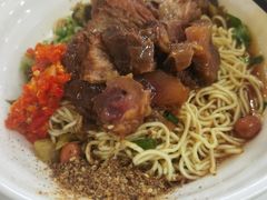 -阿阳牛腩腌面店
