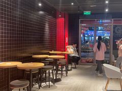 -肯德基(凤凰海店)