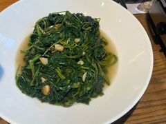 -黄泥岗·地道湖北菜(奥特莱斯店)