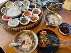 -包整·丝娃娃(一览甲秀楼风景店)