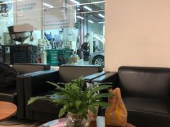 -北京宝诚宝马4S店