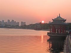 -龙舟池