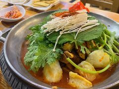 -喇喇排骨火锅·传统韩式脊骨汤(望京西园总店)