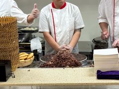 -闫家驴肉老店(华电一校店)