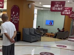 -雅悦齿科(顾村公园店)