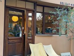 -HOLIDAY休日(后田垟巷店)