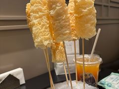 炸广东手工腐皮卷-鲜入唯煮·港式海鲜牛肉火锅(金宝街店)