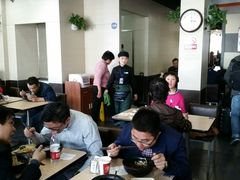 大堂-李先生牛肉面大王(北京站售票厅餐厅)