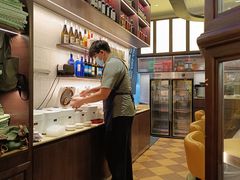 -渔语鱼新川菜Bistro(万象天地店)
