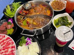 -唯爱KTV聚会餐厅(仙林东城汇店)