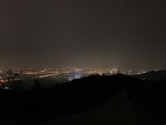 -鬼笑石后山停车场