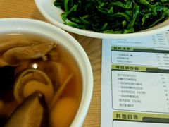 竹荪菌汤-一品小笼(金融街店)