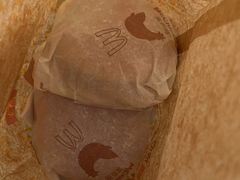 -麦当劳(深圳北站B2检票口楼上)