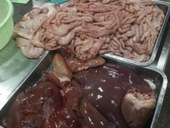 -标记美食新鲜猪杂(兴南大道店)