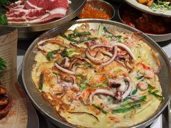 -草家酱蟹炭火烤肉店(珲春南路一店)