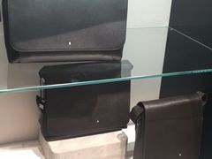-伦敦比斯特购物村
