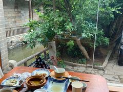 -汤河清真餐馆