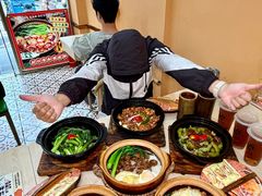 -何煲强·煲仔饭·啫啫煲顺德老字号(上下九店)