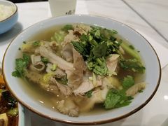 -犇逸·乐山跷脚牛肉·四川现炒(览海店)