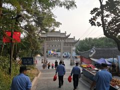-灵岩山风景区