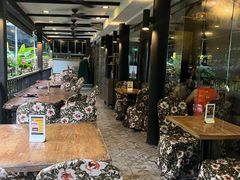 -植物园哈利亚餐厅