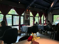 -弦月窗LUNETTE BY AMANDA(复兴路店)