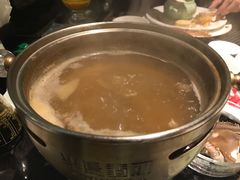 -半岛翡丽海鲜自助餐厅(观风亭店)