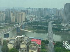 -全季酒店(重庆李子坝牛角沱地铁站店)