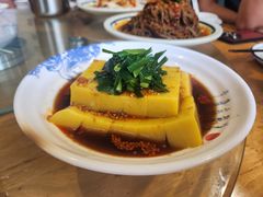 -蓝田九大碗民俗食府(蓝田店)