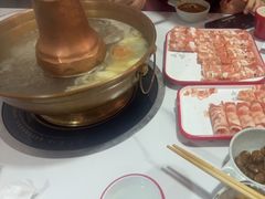 -毛辣果·贵州红酸汤牛肉火锅(西单店)